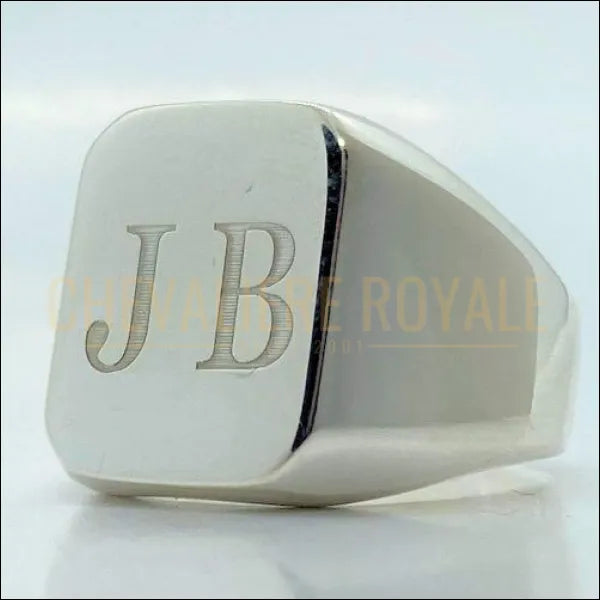 Chevalière homme personnalisée avec quatre lettres Chevalière Royale