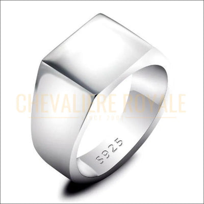 Bague Chevaliere homme personnalisée un design  plat à rectangulaire