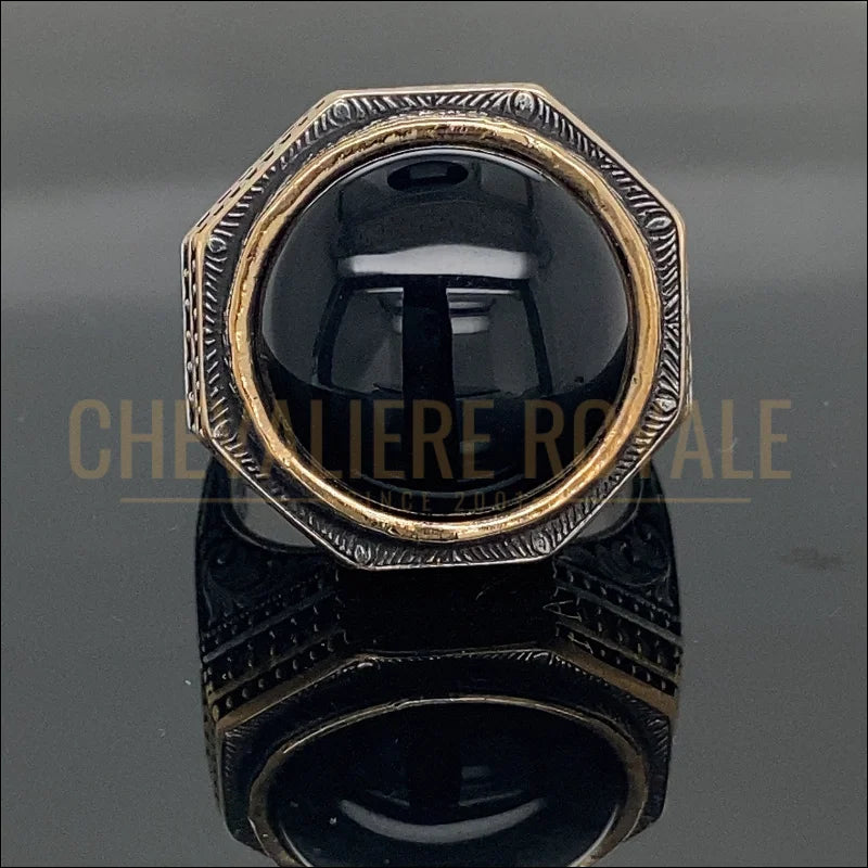 Chevaliere argent pierre onyx noire – Design hexagonal orné-chevaliere-royale
