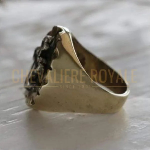 Chevalière royale homme religieuse  en laiton  argent avec croix 