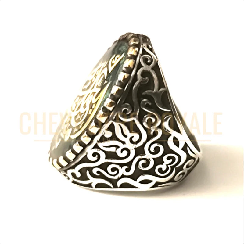 bague-homme-sans pierre-couleur-vert-calligraphie-arabe-chevaliere-royale