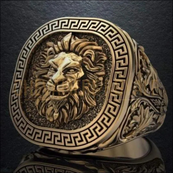 Bague Chevalière homme tête de lion deux finitions (argent ou or)