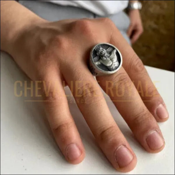 Chevalière Jésus en Argent - Crucifixion avec Options de Finition-Chevaliere Royale-954