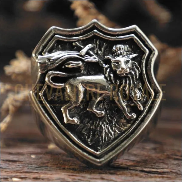 Chevaliere lion hotsell