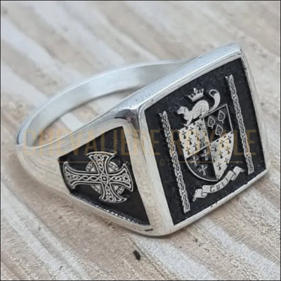 Chevalière personnalisée argent massif gravée par ordinateur
