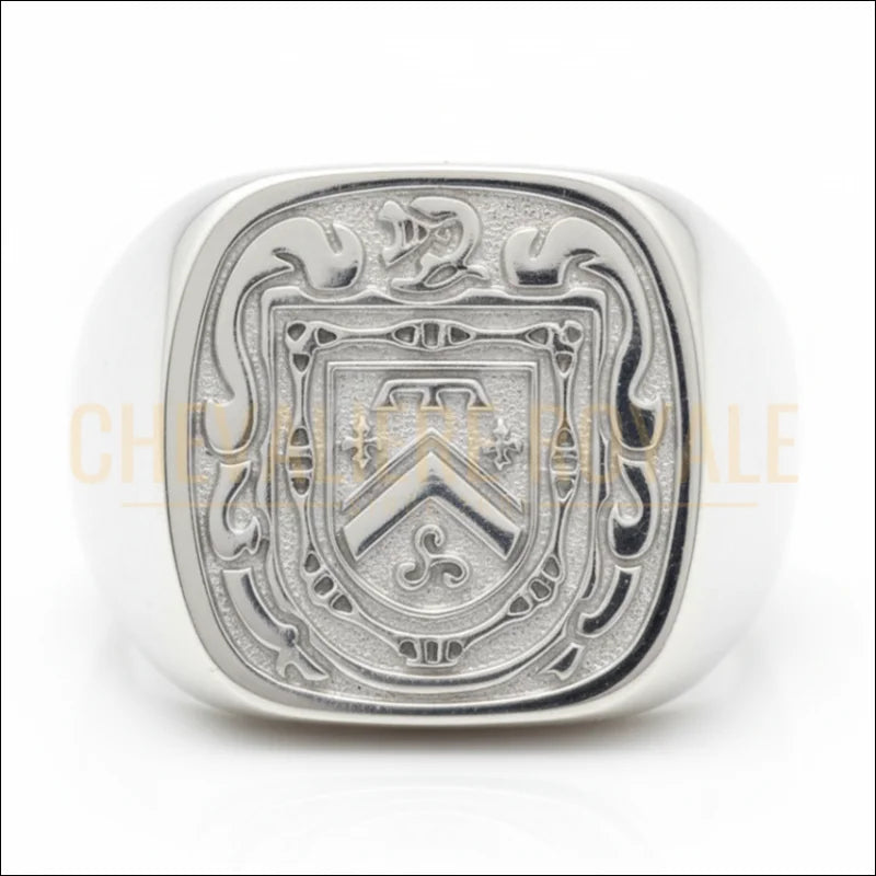 bague-15x15-personnalisee-grvaure-pour-hommes-chevaliere-royale