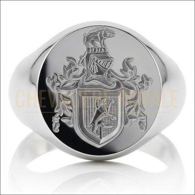bague-en-argent-massif-ronde-avec-gravure-héraldique-l'empreinte-de-sceau-de-la-chevalière-royale