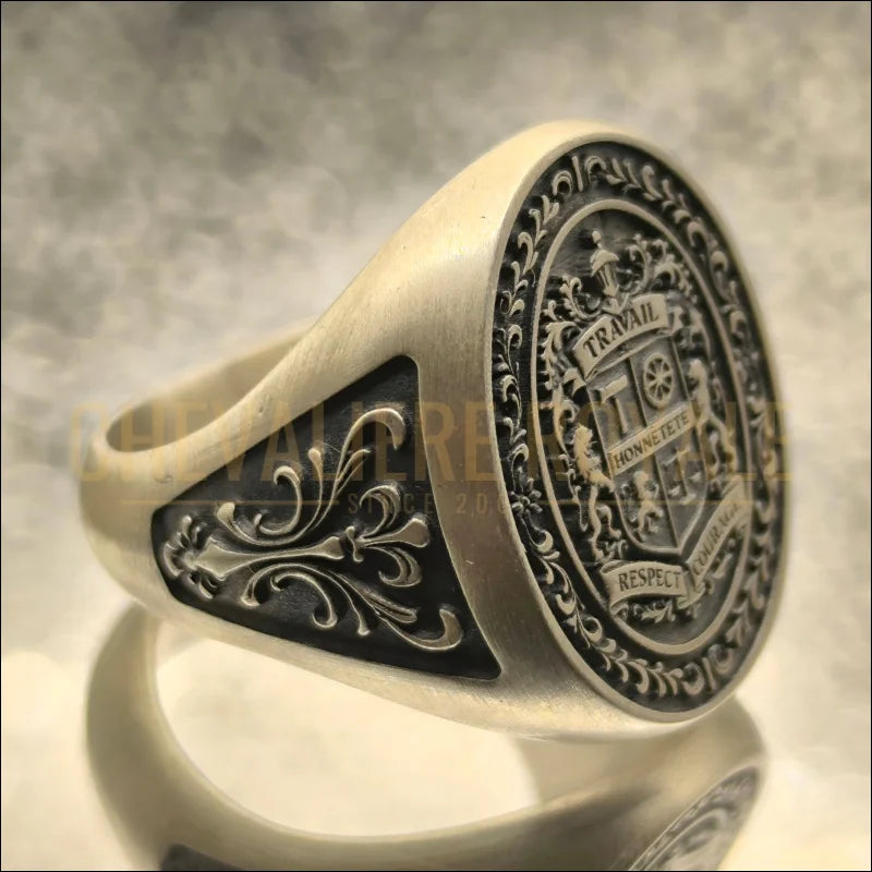 bague-gravee-personnalisee-sur-mesure-chevaliere-royale