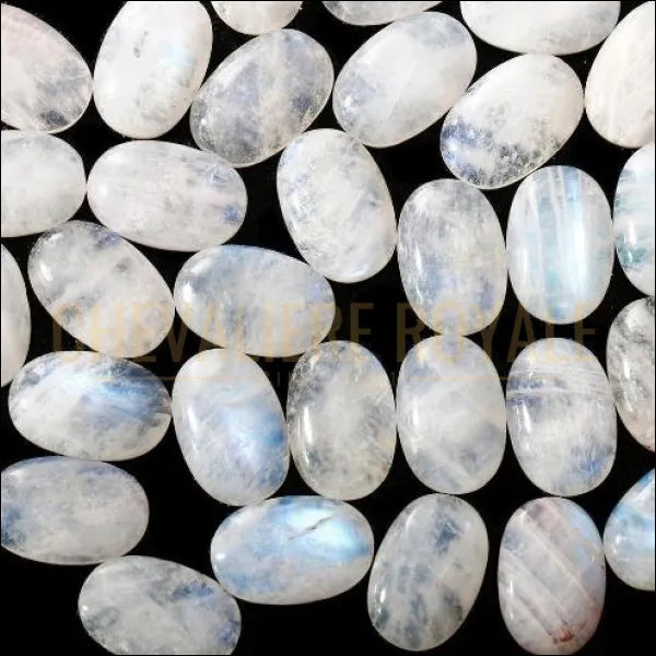 chevaliere argent femme et les pierres de lunes