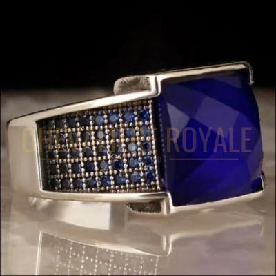 Chevalieres  pour homme en argent une pierre saphir design chic