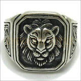 Chevalière pour hommes en argent tête de lion structure carré