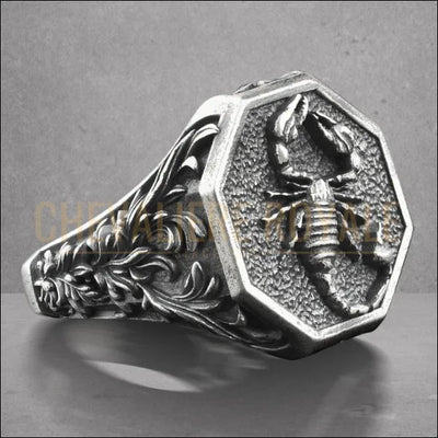 Chevalière Scorpion en argent : Un bijou d'exception - chevaliere royale - 