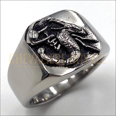 Chevalière signe du zodiaque scorpion en acier or et argent