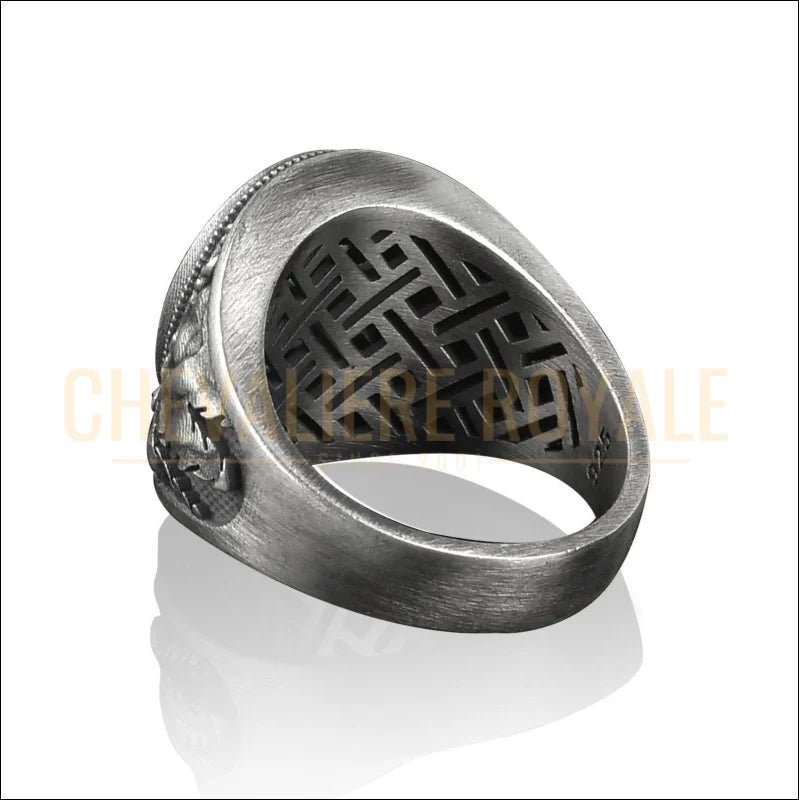 Bague Chevalière Œil de Tigre et Tête de Bélier Chevalière Royale