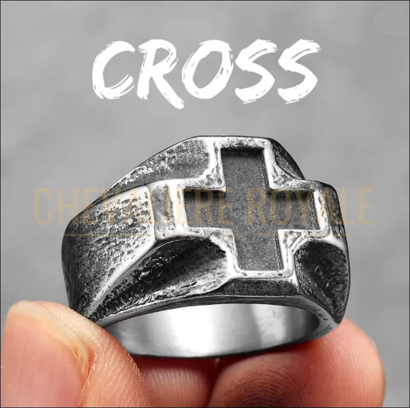 Croix de jérusalem en vedette: chevalière acier