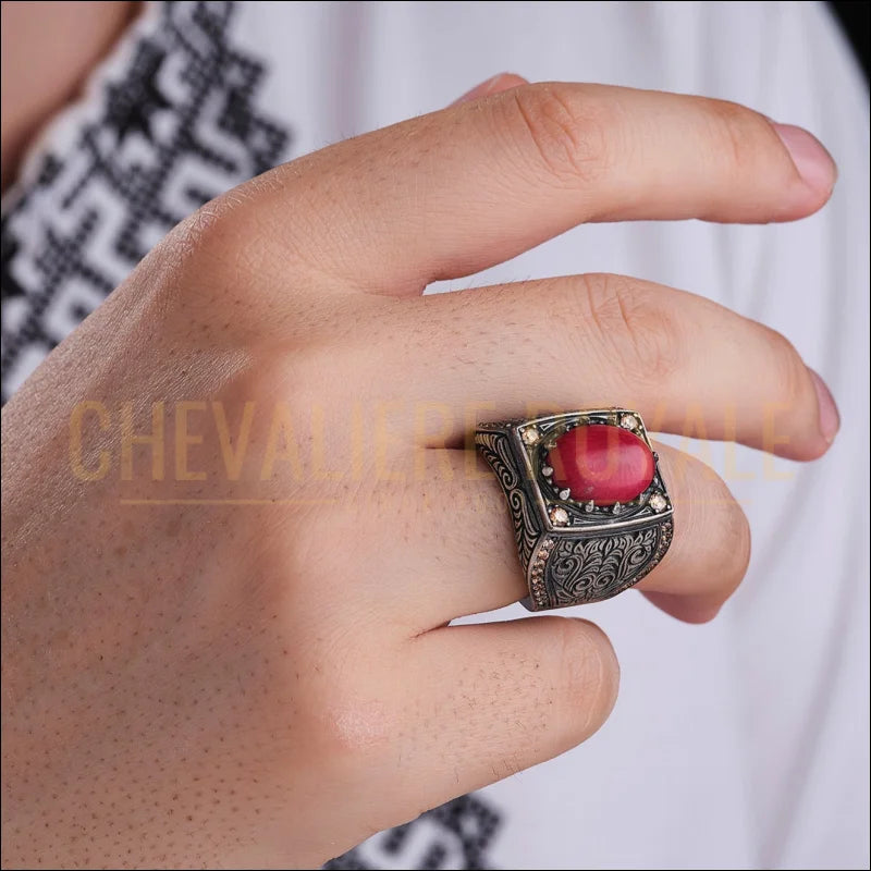 grosse-gitane-bague-pierre-corail-avec-pierre-chevaliere-royale