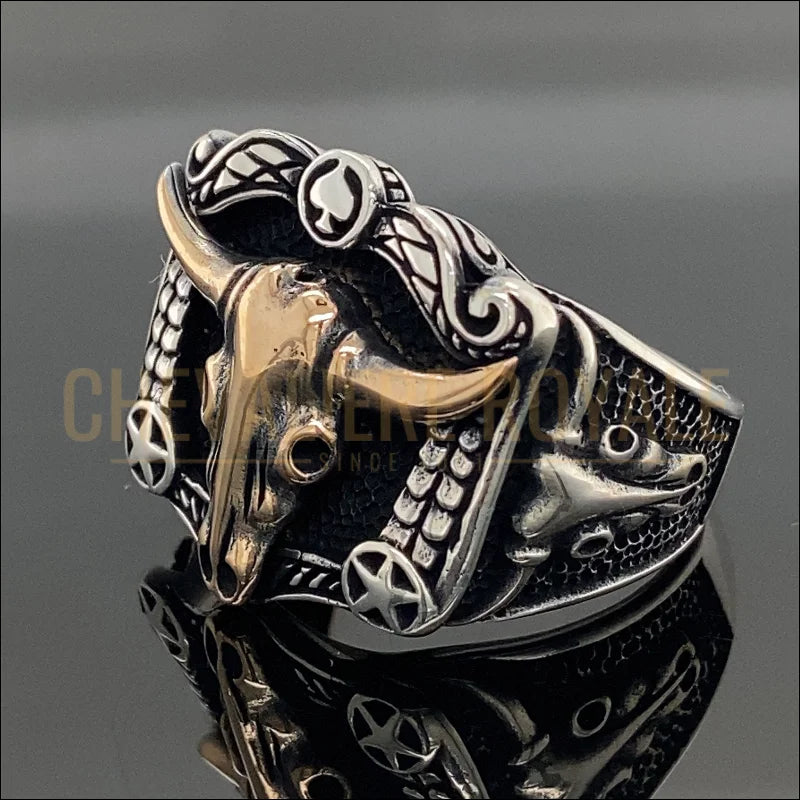 chevalier-pour-hommes-tete-de-taureau-chevaliere-royale