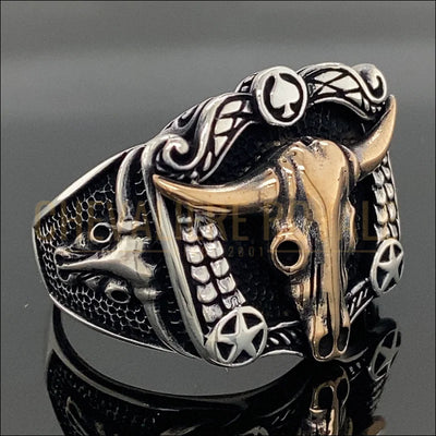 Bague-tete-de-taureau-chevaliere-royale