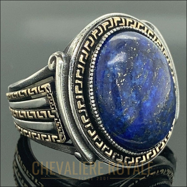 Chevalière argent avec une surface en lapis-lazuli ovale 