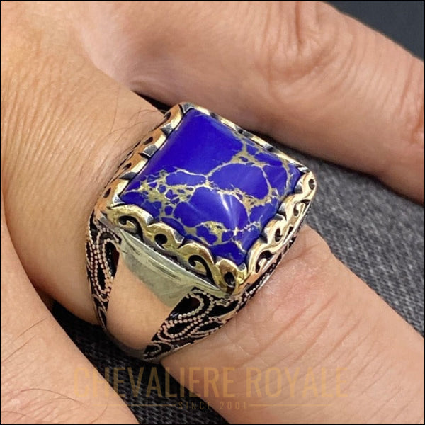 Chevalières argent hommes argent forme de coussin d'un magnifique lapis-lazuli