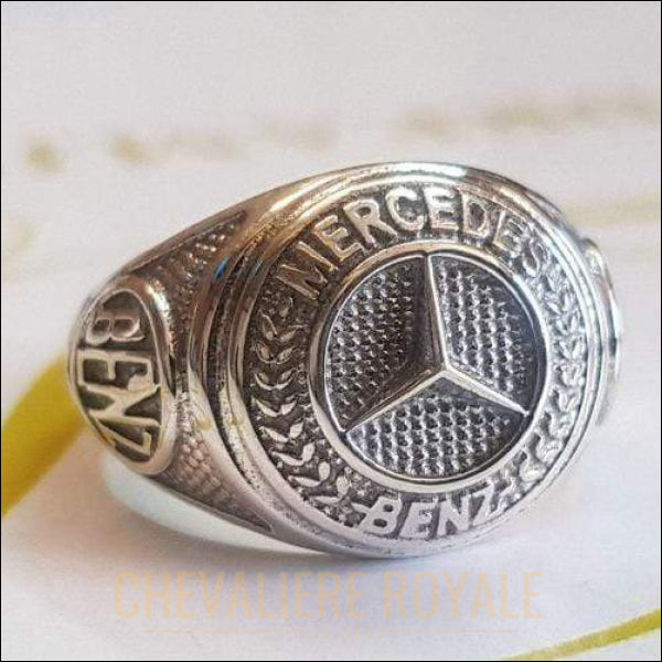 Chevaliere-argent-couelur-logo-de-Mercedes-Benz-design-pas-cher.