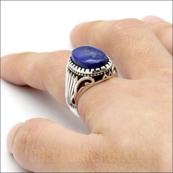 Chevalière pierre d'un bleu profond de lapis lazuli