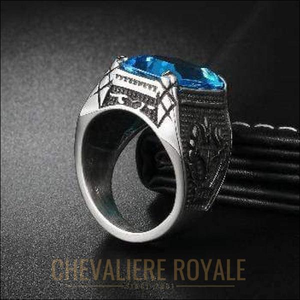 Chevaliere Royale - bague  homme acier inox carrée entourée de quatre crochets bleu pas pierre 
