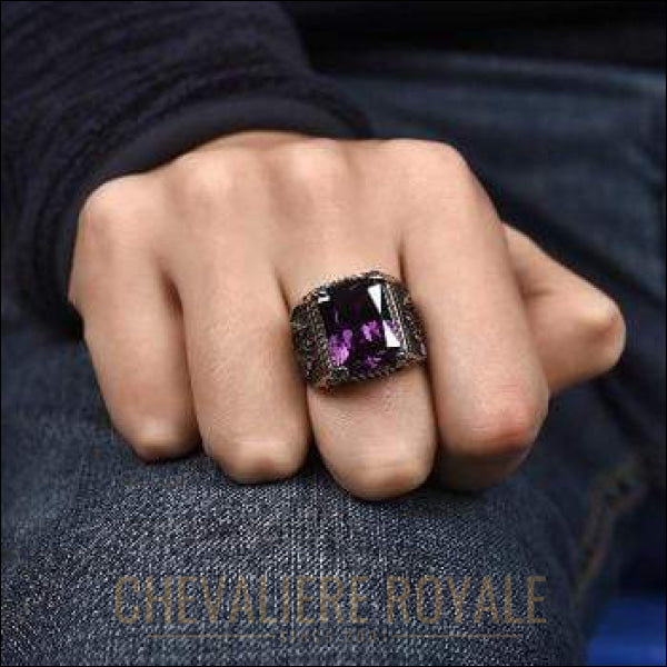 Chevaliere Royale - Bague homme acier inoxydable rouge bleu violet finement taillé  violette