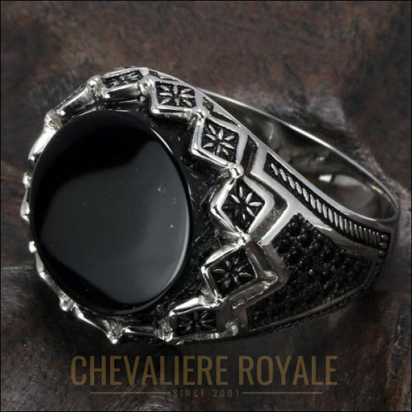 Chevaliere royale homme argent avec pierre agate couleur noire