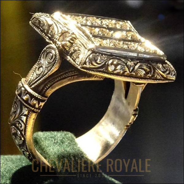 La-bague-chevaliere-argent-pierre-12-diamantS-artisanale