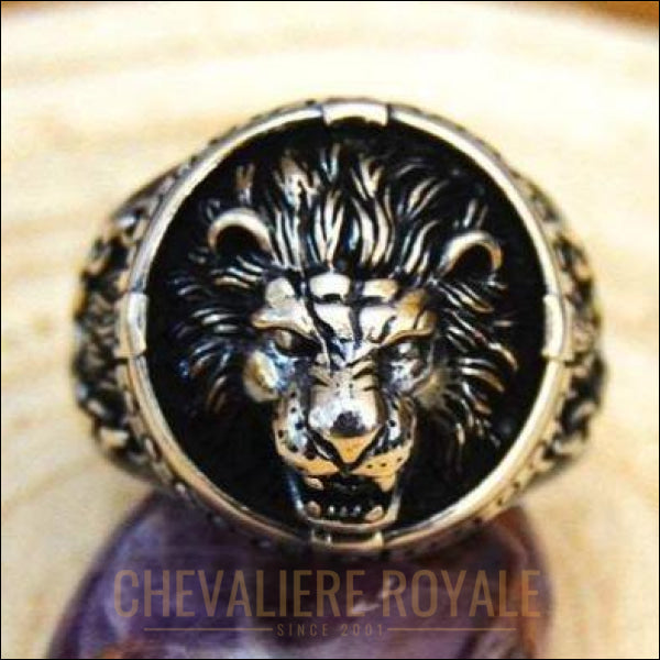Chevalière royale homme en argent design tête de lion courage et bravoure
