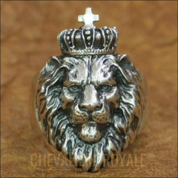 Chevaliere royale homme argent tête de lion symbolisant la force la sagesse