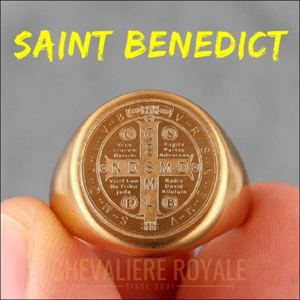 Chevalière homme en acier catholicisme Saint Benoît Exorcisme jaune
