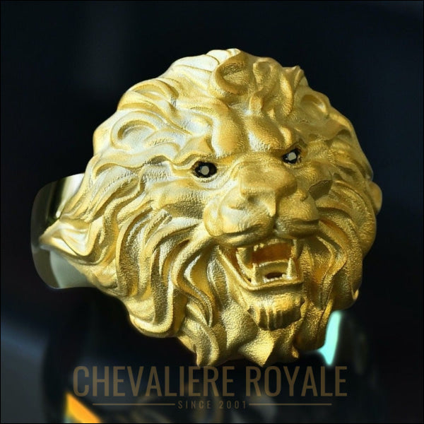 Chevalière pour homme de lion en or jaune sculpté à la main 18 carats 