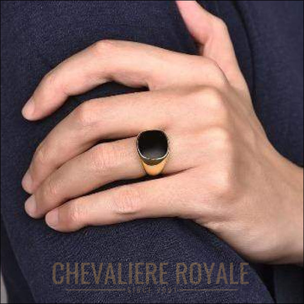 Chevalière Royale - Bague pour homme la face simple et lisse de l'acier inoxydable bijou pas cher